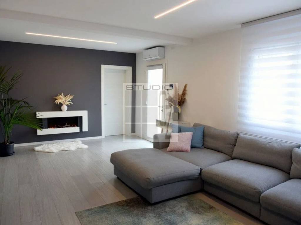 casa indipendente in vendita a Camposampiero