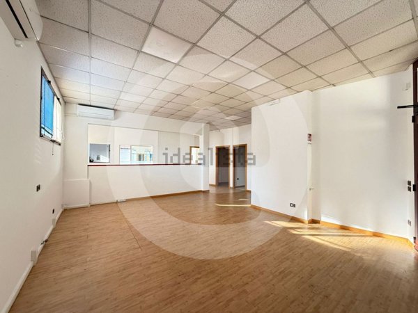 negozio in vendita a Camposampiero