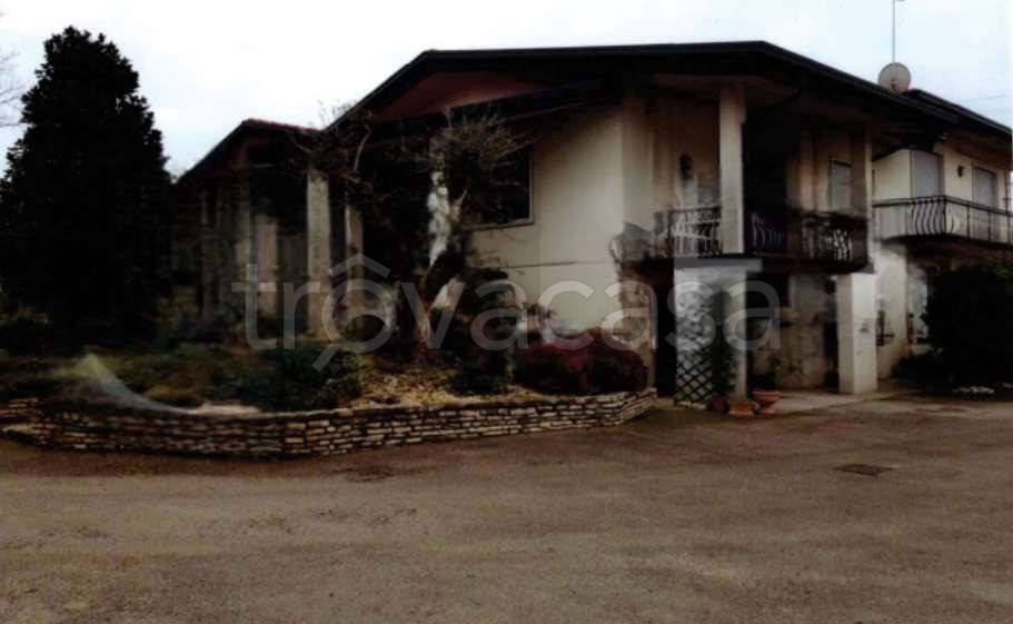 casa indipendente in vendita a Camposampiero