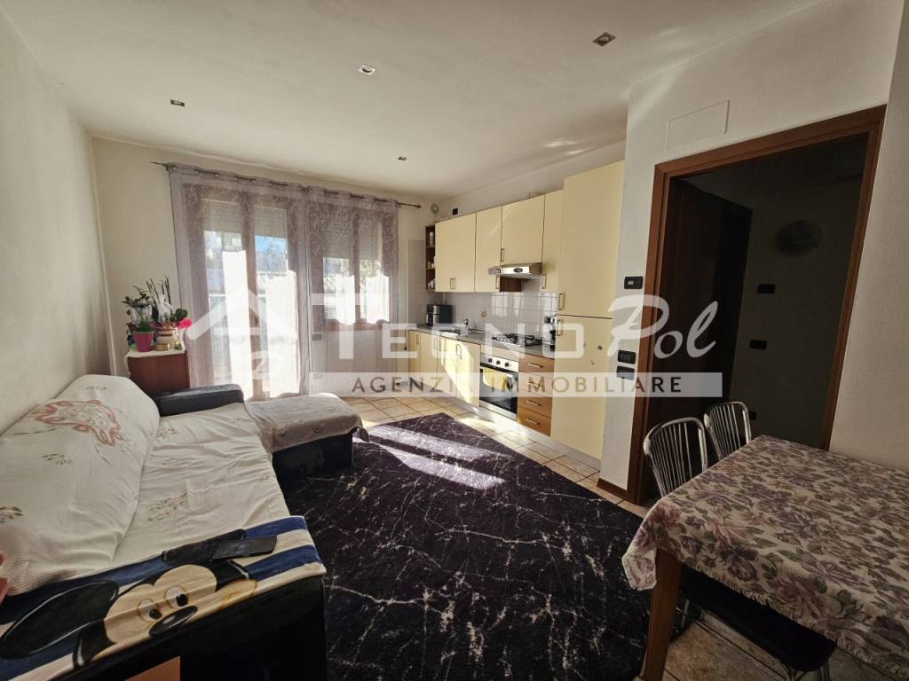 appartamento in vendita a Camposampiero in zona Rustega