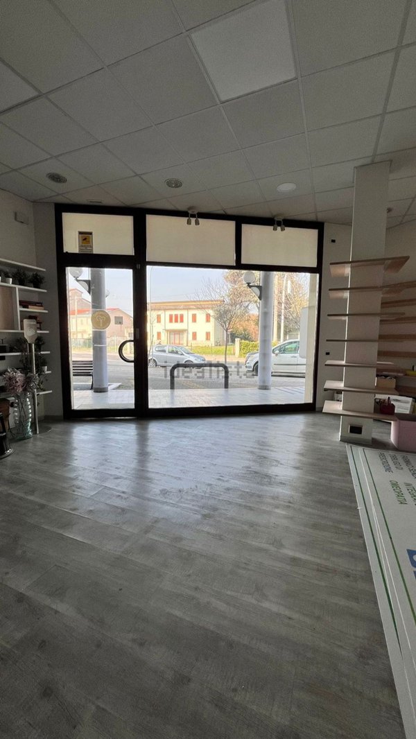 ufficio in vendita a Camposampiero