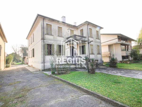 casa indipendente in vendita a Camposampiero