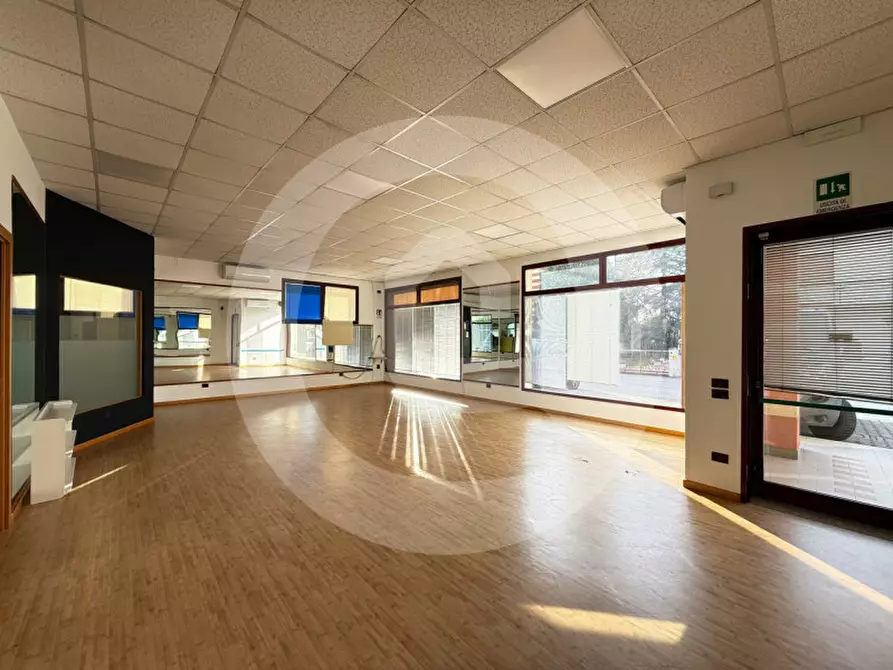 negozio in vendita a Camposampiero