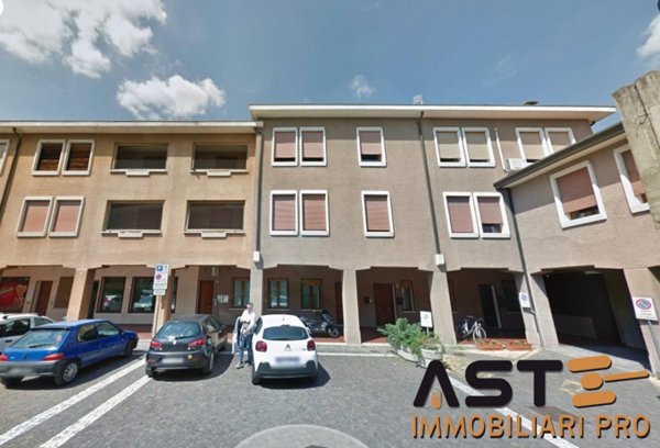 pentavano in vendita a Camposampiero