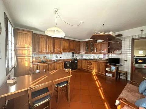 casa indipendente in vendita a Camposampiero in zona Rustega
