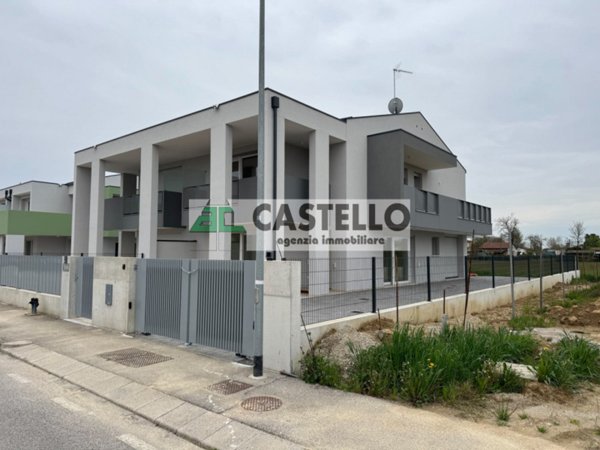 casa indipendente in vendita a Camposampiero