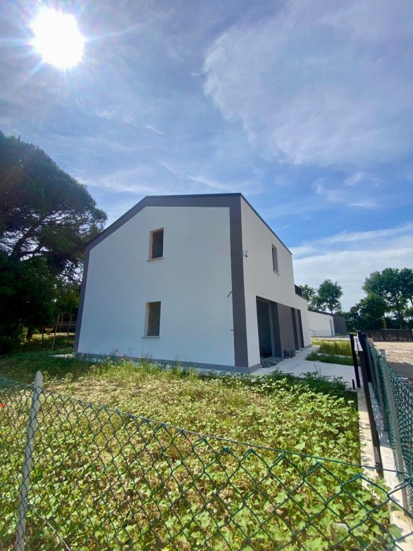 casa indipendente in vendita a Camposampiero in zona Rustega