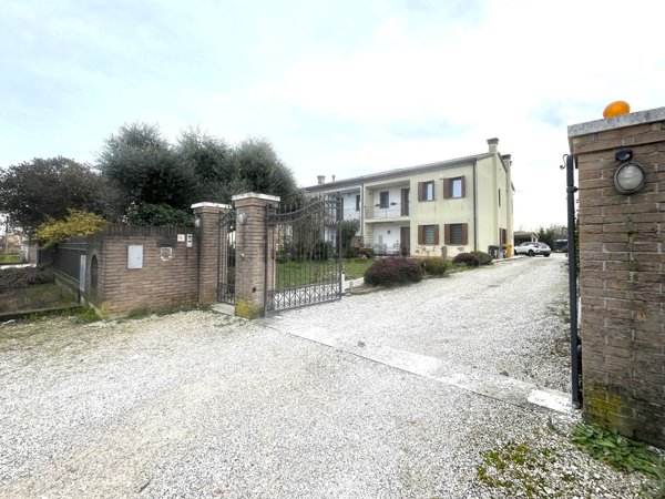 casa indipendente in vendita a Campo San Martino in zona Busiago