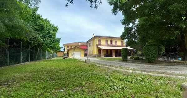 casa indipendente in vendita a Campo San Martino