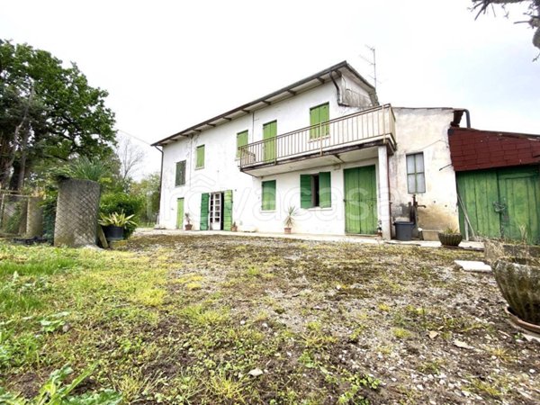 casa indipendente in vendita a Campo San Martino