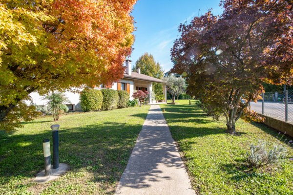 casa indipendente in vendita a Campo San Martino in zona Marsango