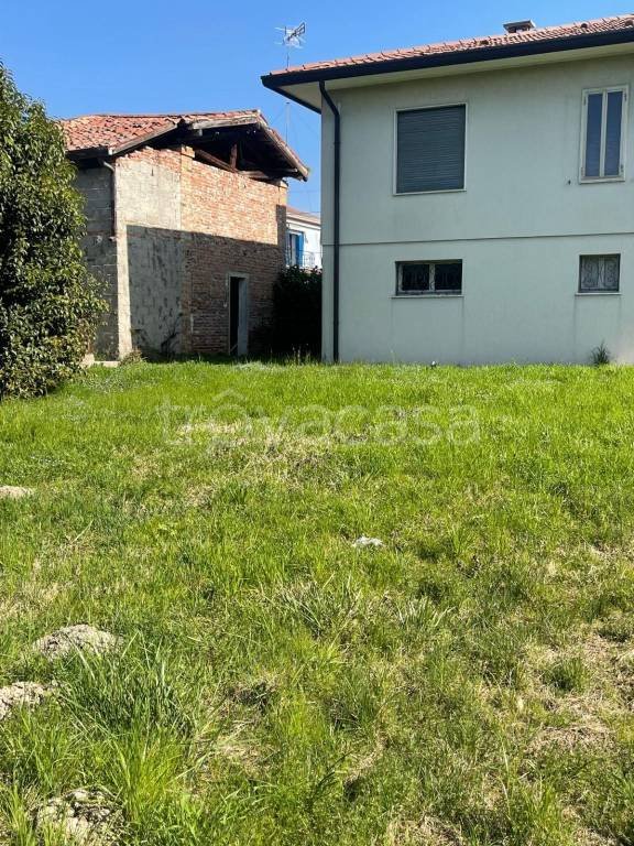 casa indipendente in vendita a Campo San Martino