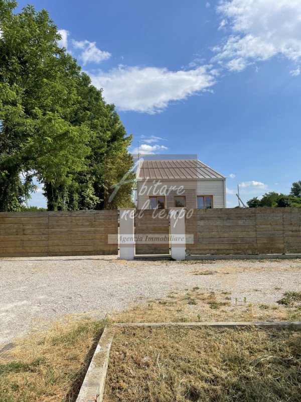 casa indipendente in vendita a Campo San Martino