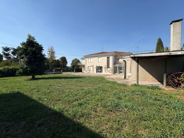 casa indipendente in vendita a Campo San Martino in zona Marsango