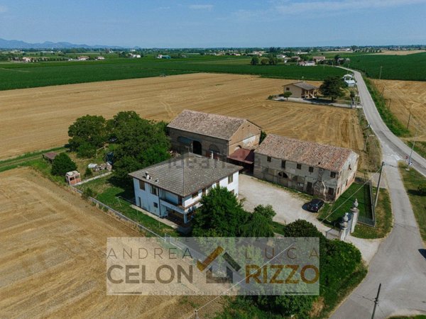 casa indipendente in vendita a Candiana