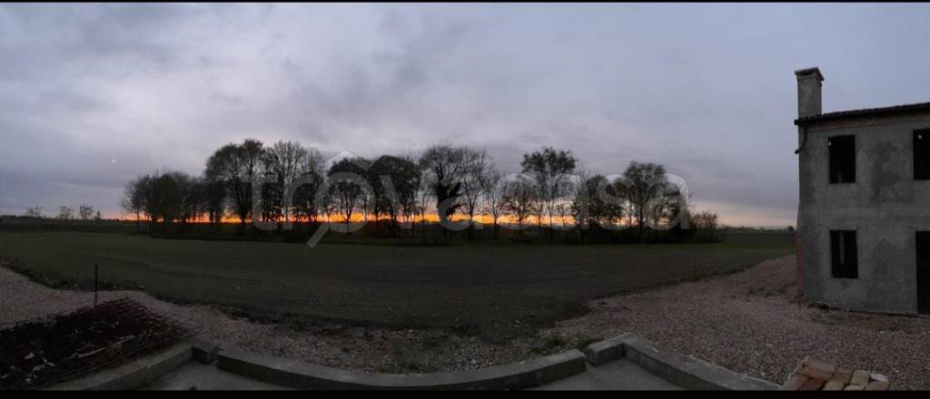 negozio in vendita a Candiana