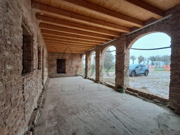 casa indipendente in vendita a Candiana