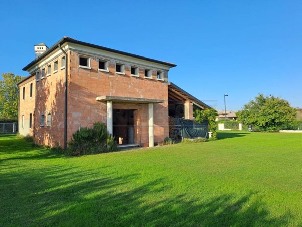 casa indipendente in vendita a Carmignano di Brenta in zona Camazzole