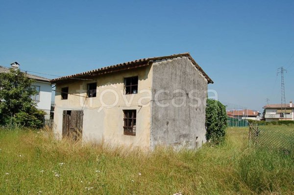 casa indipendente in vendita a Carmignano di Brenta