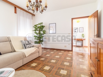 casa indipendente in vendita a Carmignano di Brenta