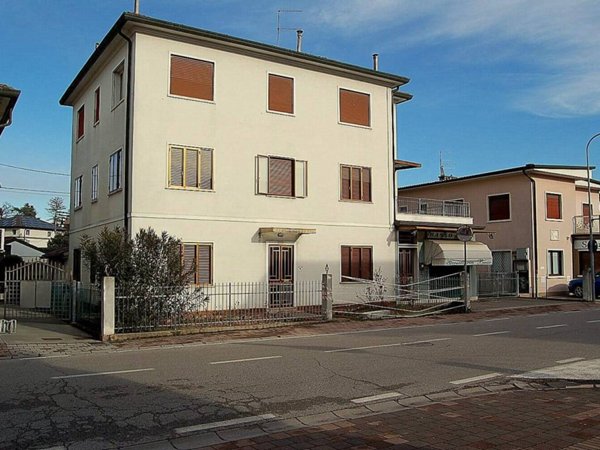 intera palazzina in vendita a Carmignano di Brenta