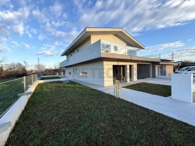casa semindipendente in vendita a Carmignano di Brenta