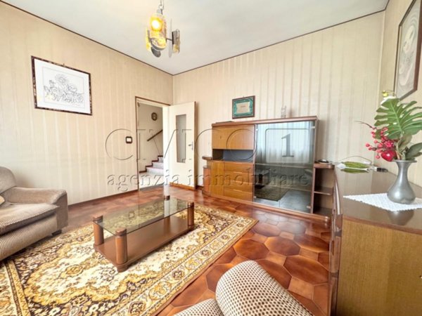 casa indipendente in vendita a Carmignano di Brenta