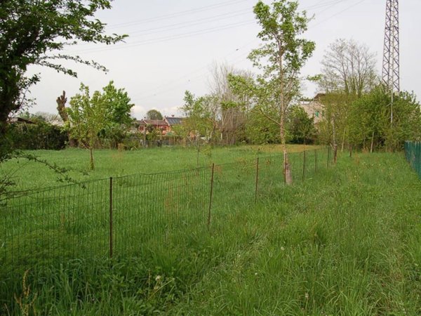 terreno edificabile in vendita a Carmignano di Brenta
