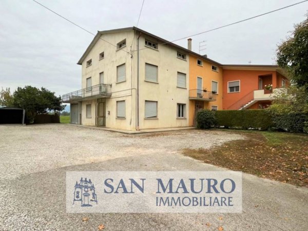 casa indipendente in vendita a Carmignano di Brenta in zona Camazzole