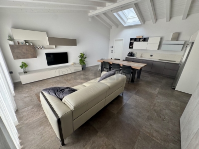 casa indipendente in vendita a Carmignano di Brenta in zona Camazzole