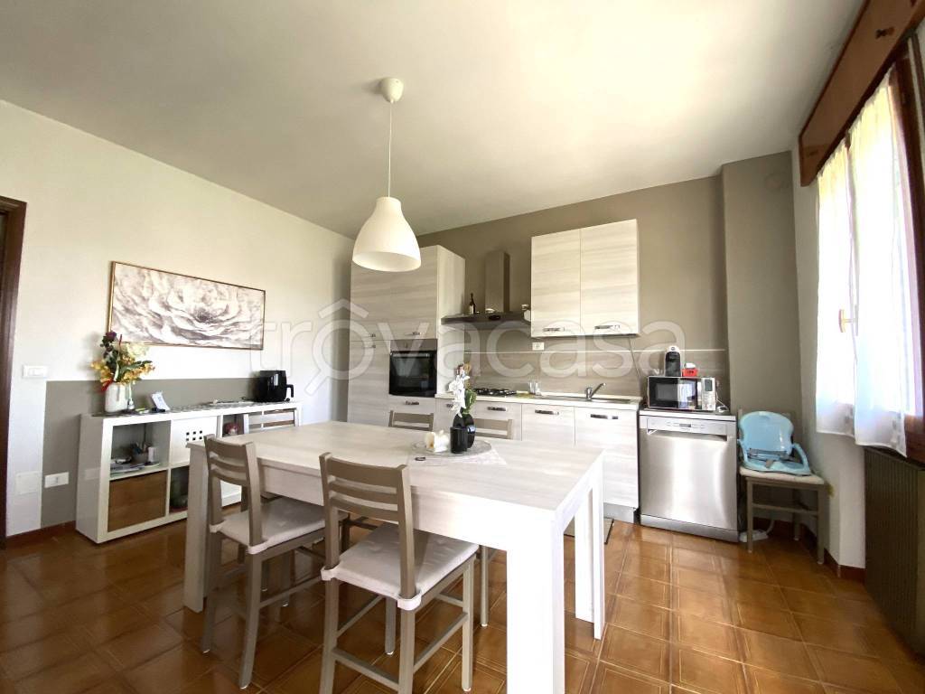 casa indipendente in vendita a Carmignano di Brenta