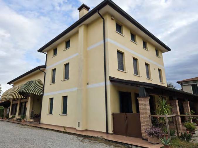 casa indipendente in vendita a Carmignano di Brenta in zona Camazzole