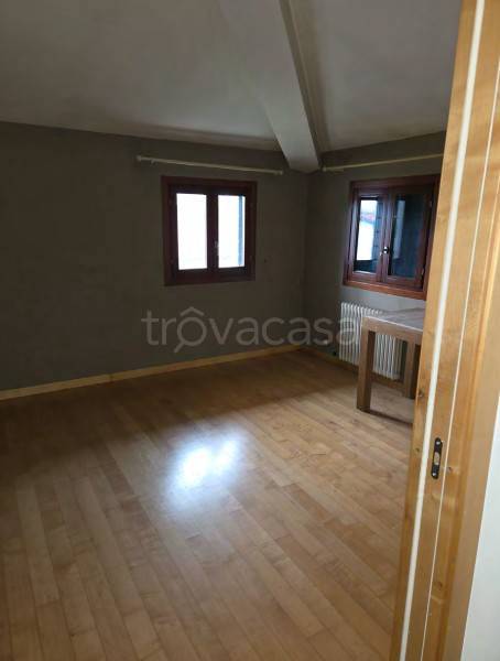 appartamento in vendita a Carmignano di Brenta in zona Camazzole