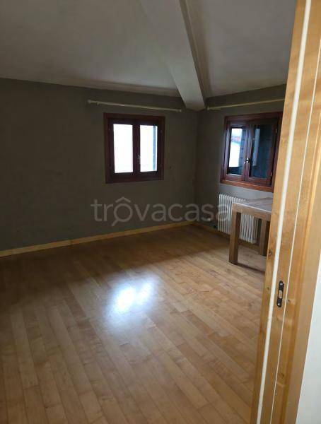 appartamento in vendita a Carmignano di Brenta in zona Camazzole