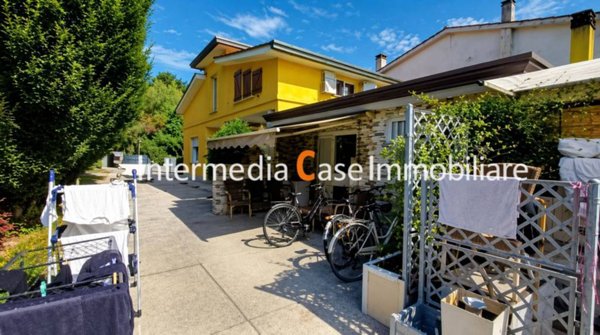 casa indipendente in vendita a Carmignano di Brenta