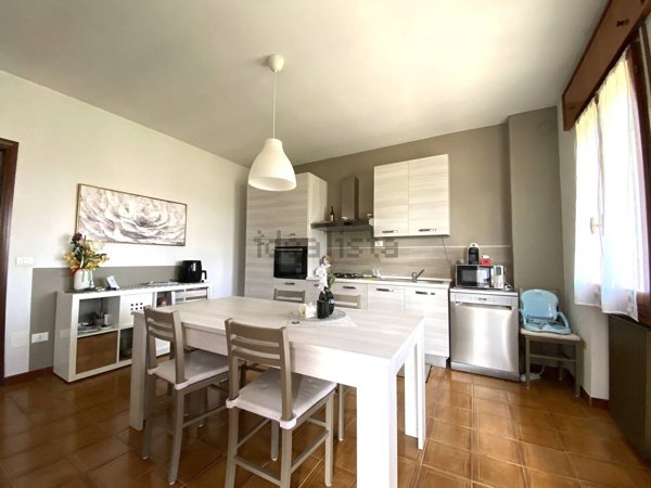casa indipendente in vendita a Carmignano di Brenta