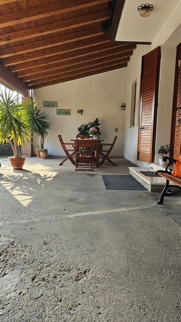 casa indipendente in vendita a Carmignano di Brenta