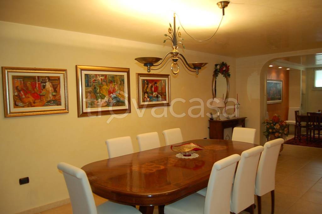 casa indipendente in vendita a Carmignano di Brenta in zona Camazzole