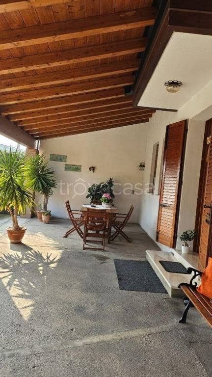 casa indipendente in vendita a Carmignano di Brenta