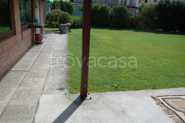 casa indipendente in vendita a Carmignano di Brenta