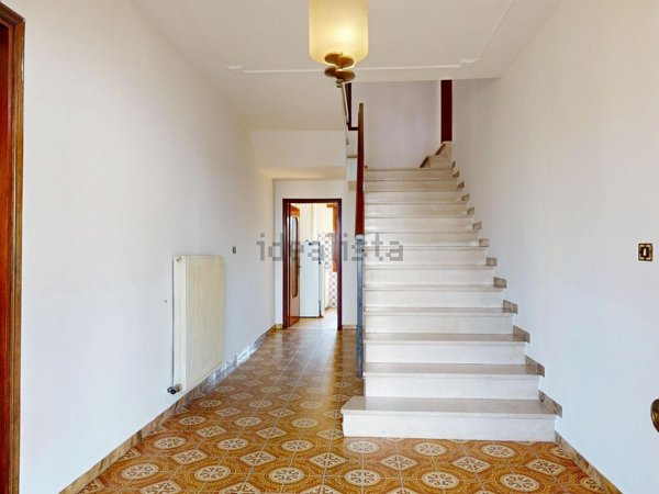 casa indipendente in vendita a Carmignano di Brenta