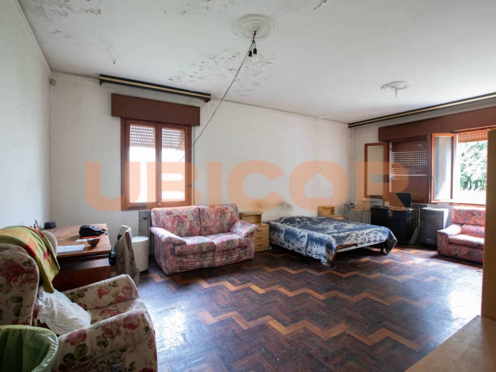casa indipendente in vendita a Cartura