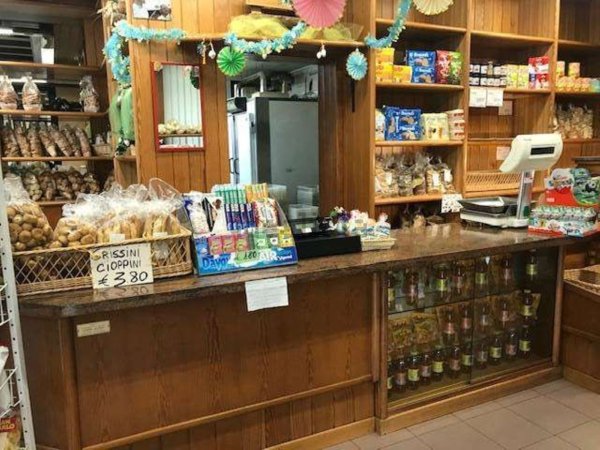 negozio in vendita a Cartura