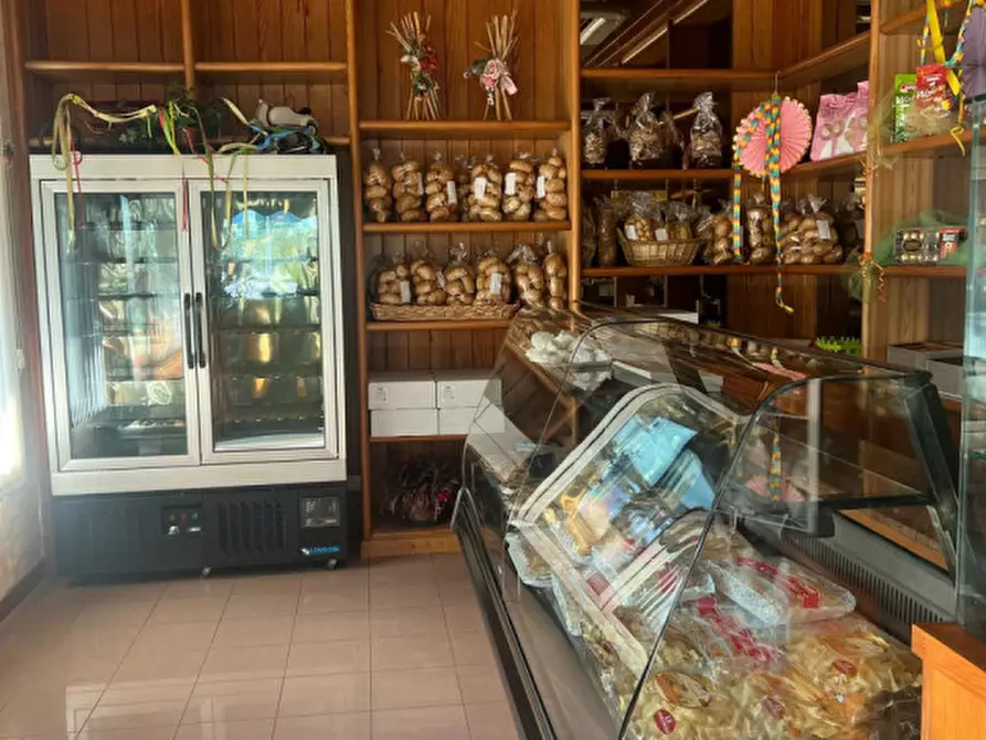 negozio in vendita a Cartura