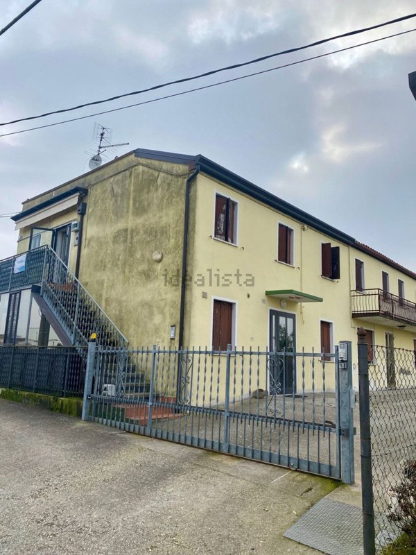 casa indipendente in vendita a Cartura