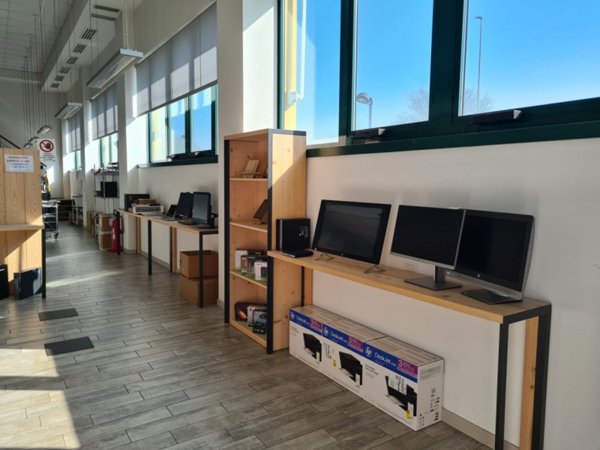 ufficio in vendita a Cartura in zona Cagnola