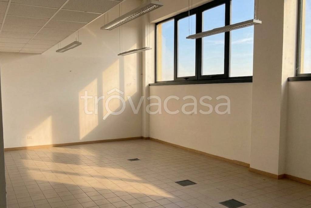 negozio in vendita a Cartura in zona Cagnola