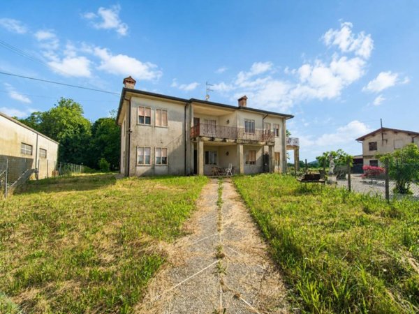 casa indipendente in vendita a Cartura