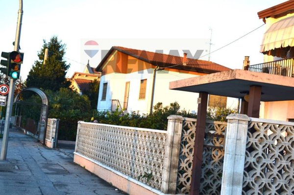 casa indipendente in vendita a Cartura in zona Cagnola