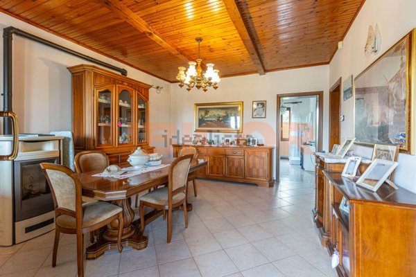 casa indipendente in vendita a Cartura